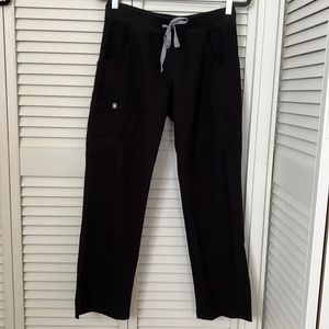 FIGS black scrub pants